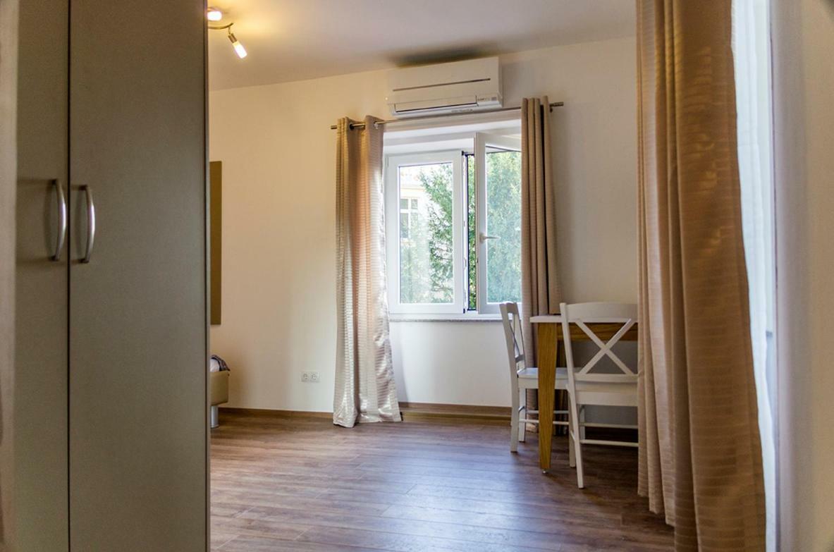 Guesthouse Klaudia โอปาติยา ภายนอก รูปภาพ