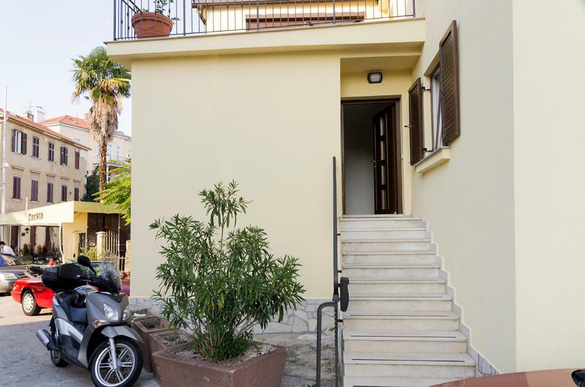 Guesthouse Klaudia โอปาติยา ภายนอก รูปภาพ